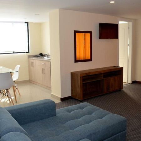 Los Angeles Stay Inn Кито Экстерьер фото