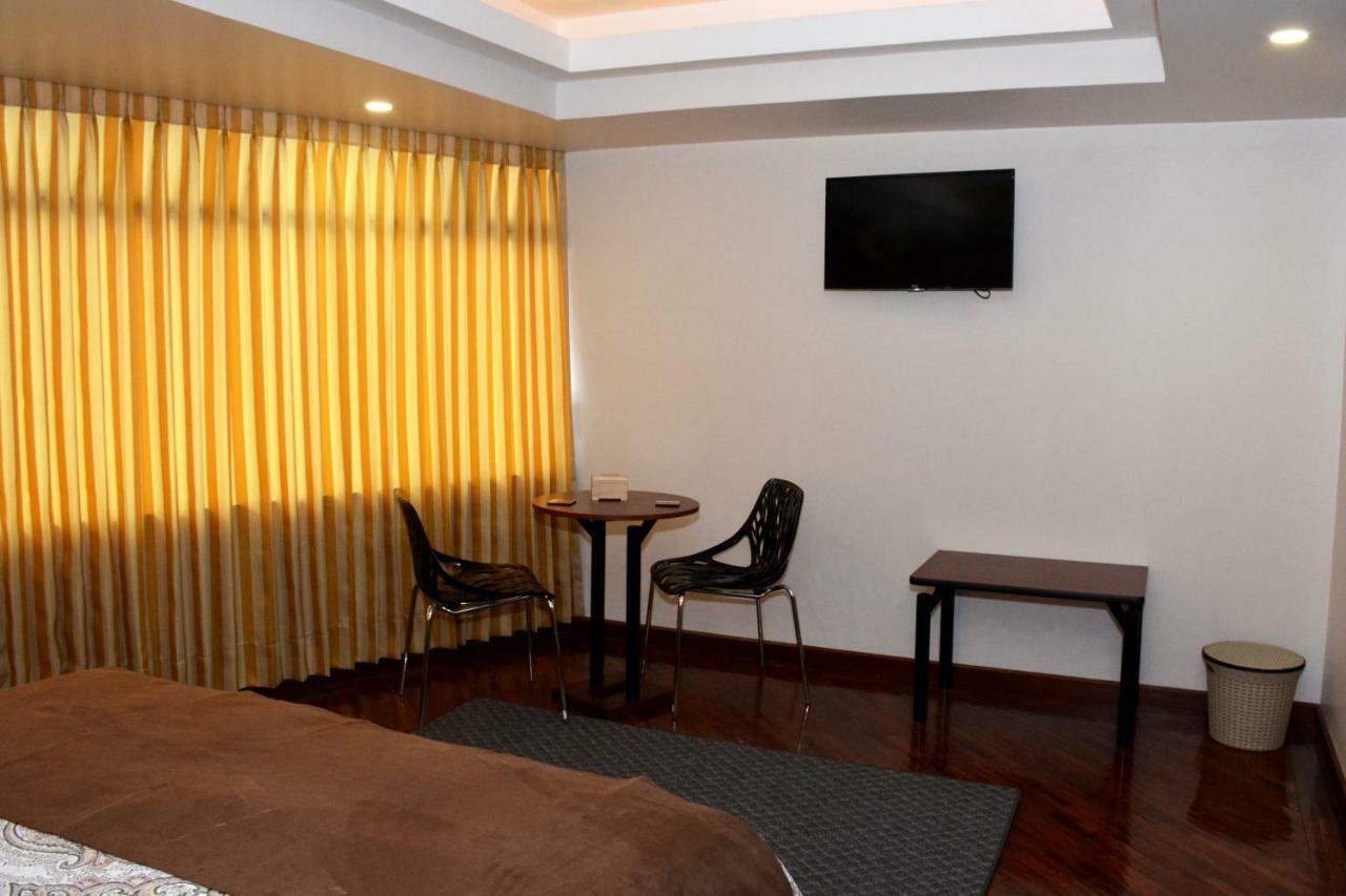 Los Angeles Stay Inn Кито Экстерьер фото