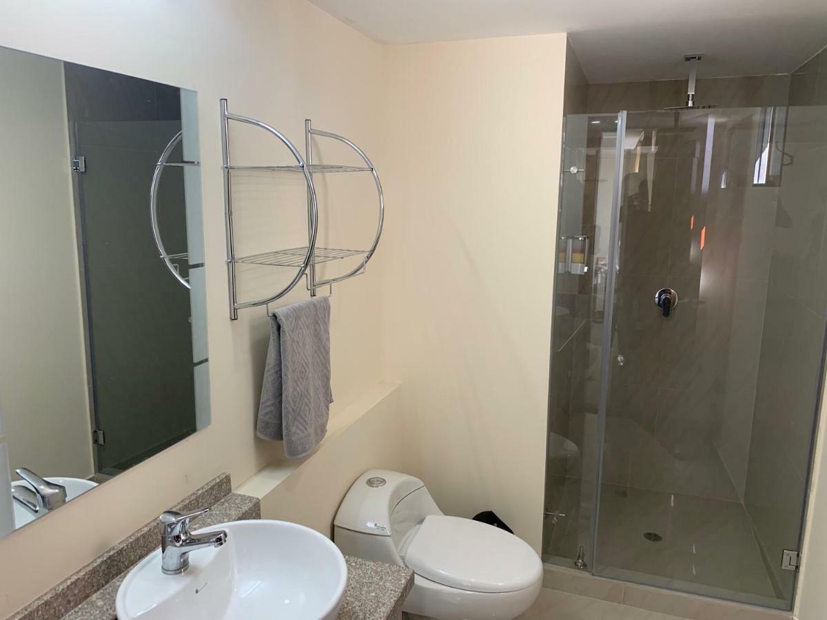 Los Angeles Stay Inn Кито Экстерьер фото